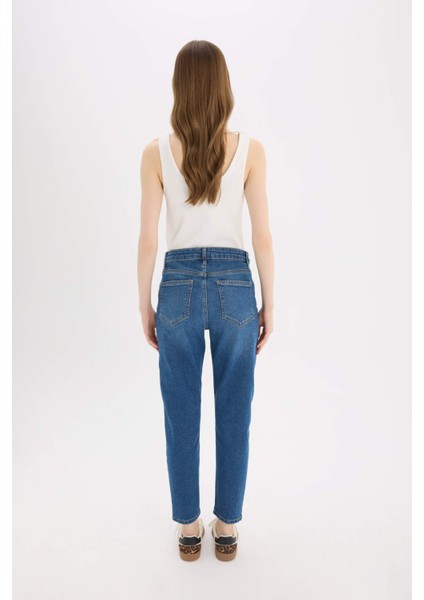 Lina Comfort Mom Normal Bel Düz Paça Jean Kar Yıkamalı Pantolon D8179AX25SP