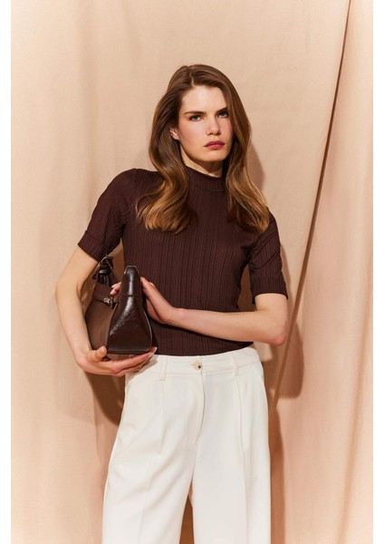 Regular Fit Yarım Balıkçı Yaka Fitilli Kaşkorse Kısa Kollu Tişört B1177AX25SP