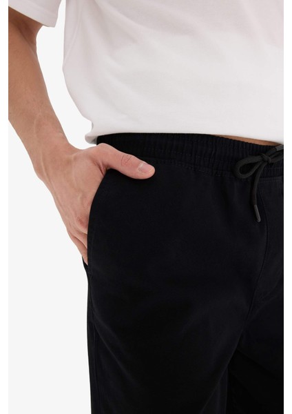 %100 Pamuk Jogger Slim Fit Dar Kesim Beli Bağcıklı Gabardin Pantolon D8607AX25SP