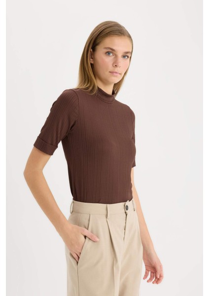 Regular Fit Yarım Balıkçı Yaka Fitilli Kaşkorse Kısa Kollu Tişört B1177AX25SP