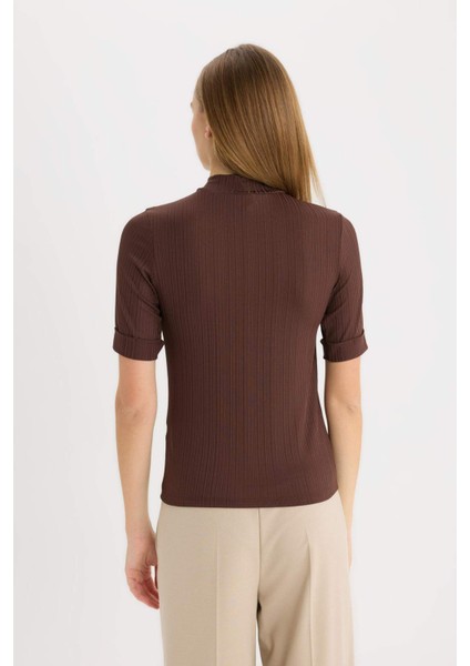 Regular Fit Yarım Balıkçı Yaka Fitilli Kaşkorse Kısa Kollu Tişört B1177AX25SP