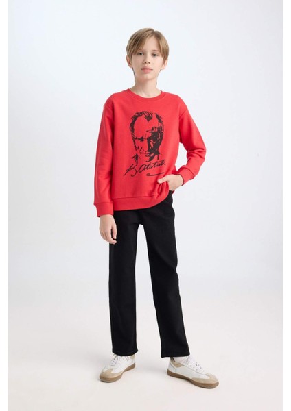 Erkek Çocuk Kırmızı Bisiklet Yaka Atatürk Baskılı Sweatshirt D8202A824WN
