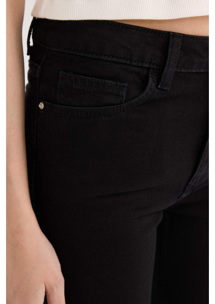 Mia Yüksek Bel Düz Paça Cepli Jean Pantolon D6639AX25SP