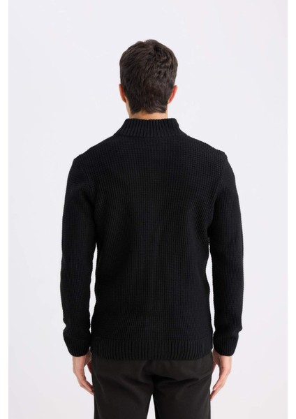 Standart Fit Normal Kesim Yarım Balıkçı Yaka Fermuarlı Waffle Hırka R1195AZNS