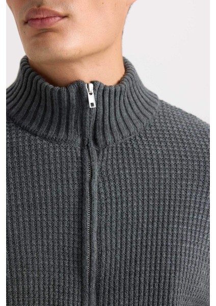 Lacivert Standart Fit Normal Kesim Yarım Balıkçı Yaka Fermuarlı Waffle Hırka