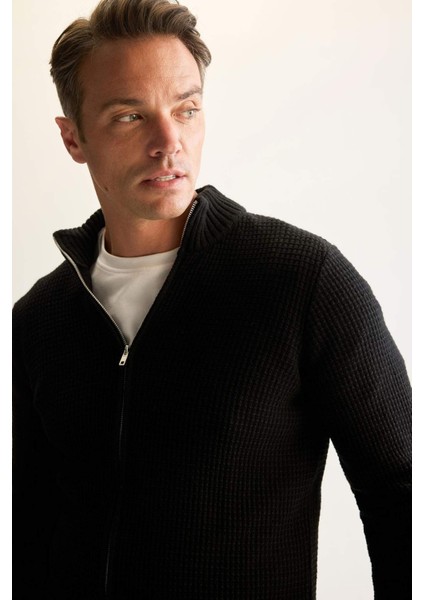 Lacivert Standart Fit Normal Kesim Yarım Balıkçı Yaka Fermuarlı Waffle Hırka