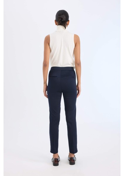 Sigaret Normal Bel Düz Paça Saten Kumaş Pantolon J8743AZ25SM