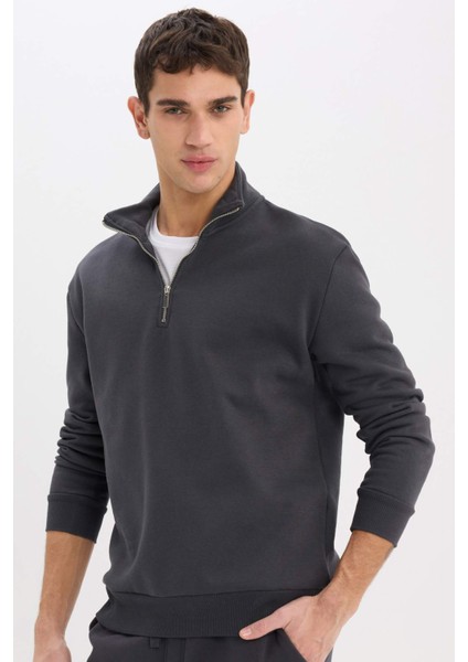 Comfort Regular Fit Rahat Kalıp Fermuarlı Dik Yaka Basic Düz Sweatshirt X7405AZ25SP