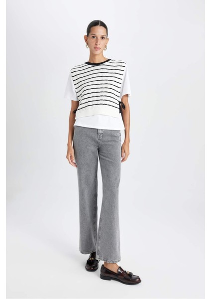 Regular Fit Bisiklet Yaka Çizgili Yan Bağcıklı Süveter D8716AX24AU