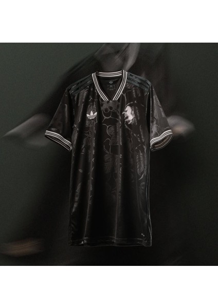 Juventus 2025/26 Yeni Sezon Isimsiz Alternatif Forması (Yeni Sezon) fırsatları