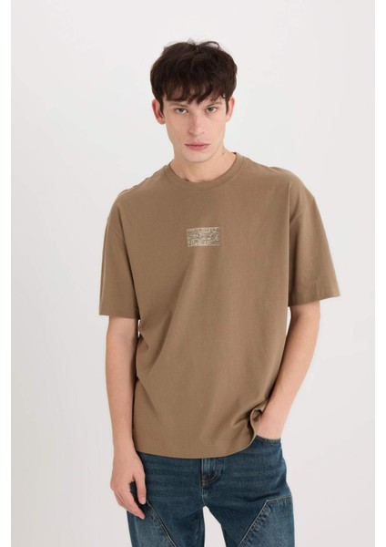 %100 Pamuk Oversize Geniş Kalıp Bisiklet Yaka Sırt Baskılı Kısa Kollu Tişört D9347AX25SP