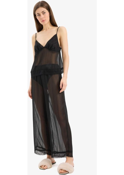 Tül Pijama Takımı Askılı Dantelli Üst Beli Lastikli Uzun Alt-Fall in Love D8684AX24WN