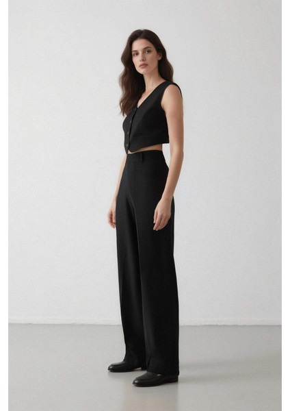 Palazzo Çift Cepli Yüksek Bel Düz Paça Cepli Krep Kumaş Klasik Kumaş Pantolon D9541AX24AU