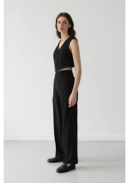 Palazzo Çift Cepli Yüksek Bel Düz Paça Cepli Krep Kumaş Klasik Kumaş Pantolon D9541AX24AU