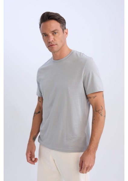 %100 Pamuk New Regular Fit Bisiklet Yaka Basic Düz Kısa Kollu Tişört V7699AZ25SP