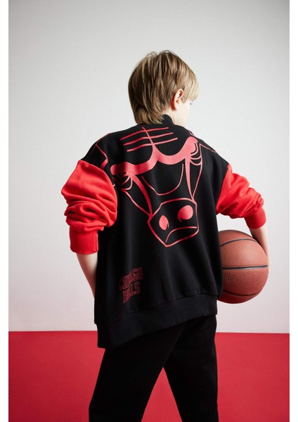 Erkek Çocuk NBA Chicago Bulls Kolej Yaka Çıtçıtlı Sırt Baskılı Bomber Ceket D9556A825SP