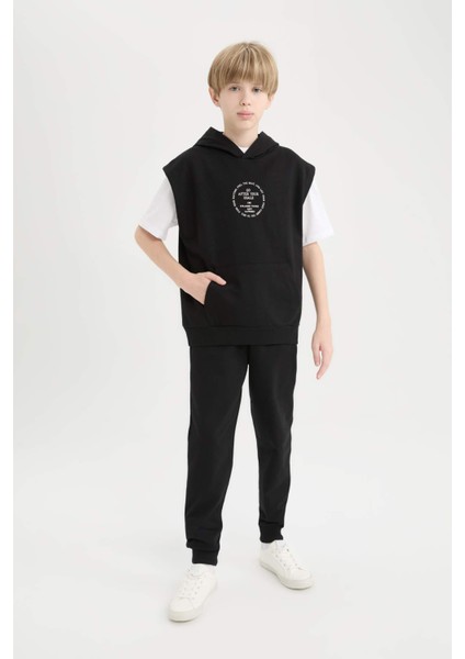 Erkek Çocuk 3'lü Takım Kapüşonlu Kolsuz Baskılı Sweatshirt Kısa Kollu Tişört Beli Paçası Lastikli Eşofman Altı D9912A825SP