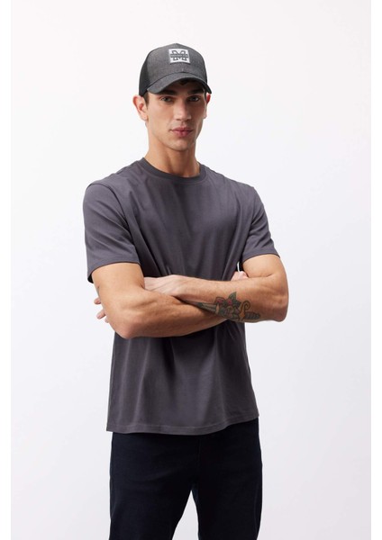 %100 Pamuk New Regular Fit Bisiklet Yaka Basic Düz Kısa Kollu Tişört V7699AZ25SP