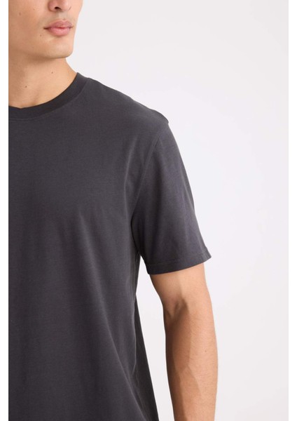 %100 Pamuk New Regular Fit Bisiklet Yaka Basic Düz Kısa Kollu Tişört V7699AZ25SP