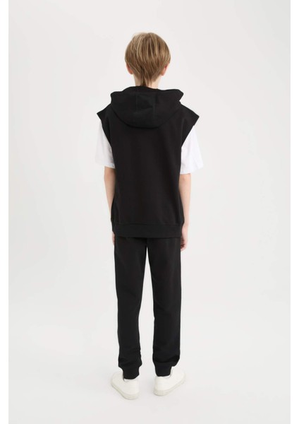 Erkek Çocuk 3'lü Takım Kapüşonlu Kolsuz Baskılı Sweatshirt Kısa Kollu Tişört Beli Paçası Lastikli Eşofman Altı D9912A825SP