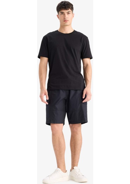 %100 Pamuk New Regular Fit Bisiklet Yaka Basic Düz Kısa Kollu Siyah Tişört V7699AZ25SP