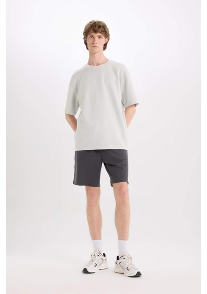 %100 Pamuk Slim Fit Dar Kesim Dar Paça Cepli Basic Düz Şort B8673AX25SM