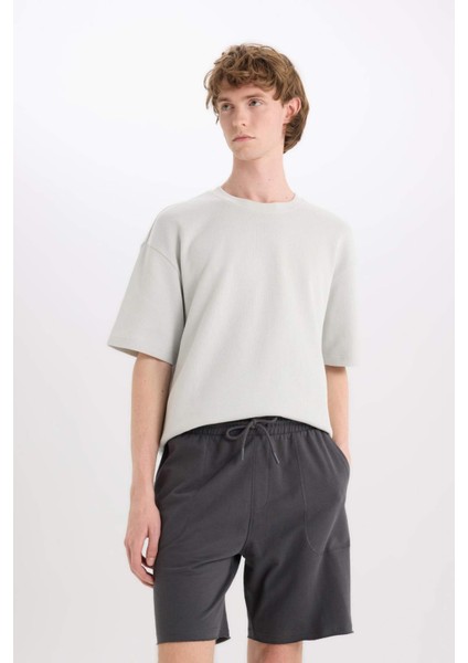 %100 Pamuk Slim Fit Dar Kesim Dar Paça Cepli Basic Düz Şort B8673AX25SM
