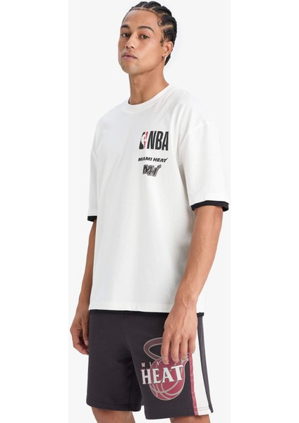 Fit NBA Miami Heat Oversize Geniş Kalıp Bisiklet Yaka Sırt Baskılı Kısa Kollu Tişört