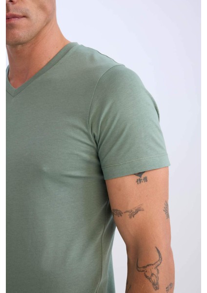 %100 Pamuk Regular Fit V Yaka Pamuklu Basic Düz Kısa Kollu Tişört D7938AX25SP