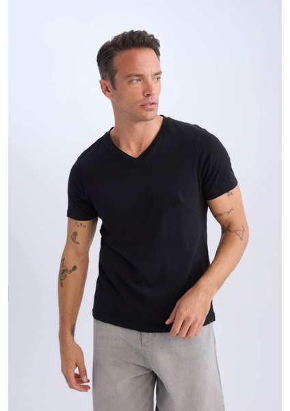 %100 Pamuk Regular Fit V Yaka Pamuklu Basic Düz Kısa Kollu Siyah Tişört D7938AX25SP