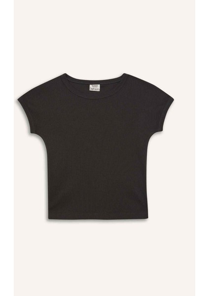 Kız Çocuk Slim Fit Dar Kesim Bisiklet Yaka Basic Düz Fitilli Kaşkorse Kısa Kollu Tişört B3053A825SM