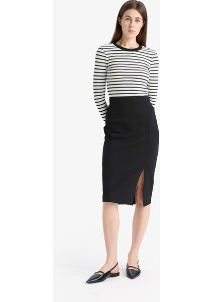 Basic Düz Normal Bel Yırtmaçlı Midi Kalem Etek Y6466AZ25SP