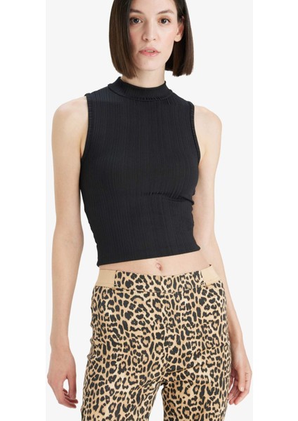 Slim Fit Dar Kesim Yarım Balıkçı Yaka Fitilli Kaşkorse Atlet C7703AX25SP