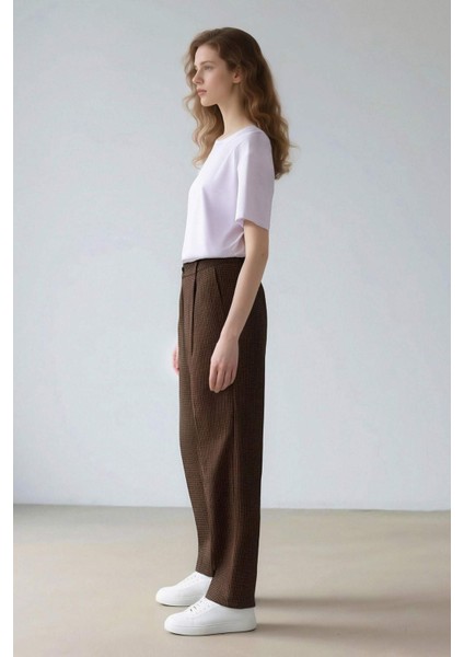 Carrot Fit Pensli Pantolon Yüksek Bel Cepli Kısa Paça