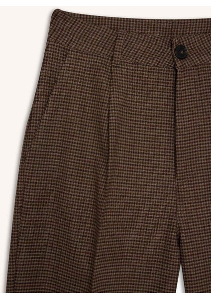 Carrot Fit Pensli Pantolon Yüksek Bel Cepli Kısa Paça