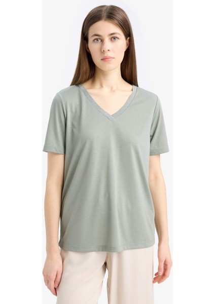 Regular Fit V Yaka Basic Düz Kısa Kollu Tişört K5057AZ25SP