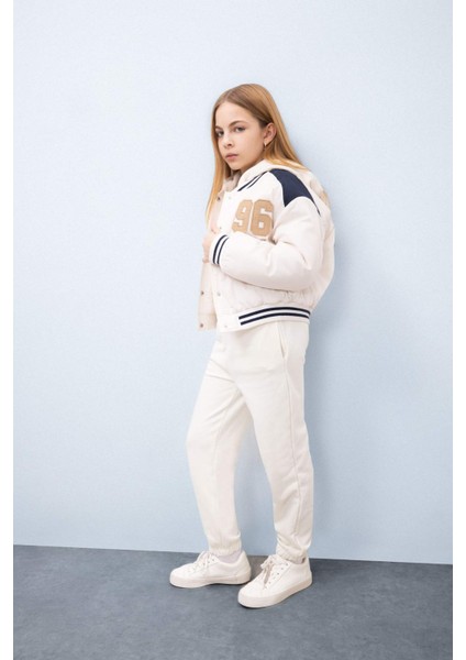 Kız Çocuk Su Geçirmez Şişme Bomber Mont Kapüşonlu Kolej Yaka Nakışlı Cepli D6933A825SP