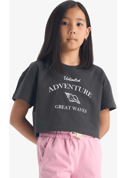 Kız Çocuk Crop Bisiklet Yaka Baskılı Kısa Kollu Tişört E0385A825SM