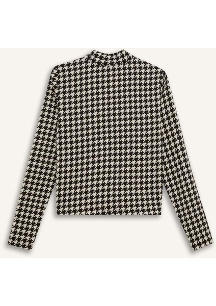 Slim Fit Dar Kesim Yarım Balıkçı Yaka Kazayağı Bürümcük Uzun Kollu Tişört D9498AX24WN