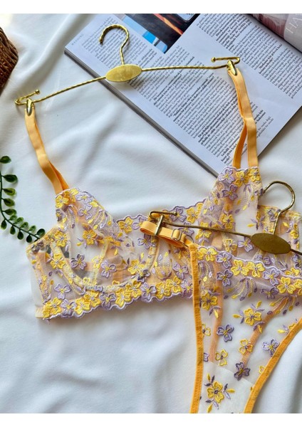 Çiçek Nakışlı Şeffaf Dantel Sütyen Takımı Desteksiz Balenli 75-90B fırsatları