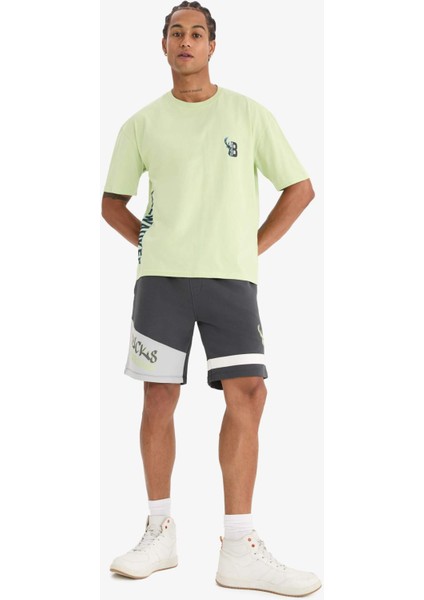 Fit NBA Milwaukee Bucks Oversize Geniş Kalıp Bisiklet Yaka Sırt Baskılı Kısa Kollu Tişört E0134AX25SP