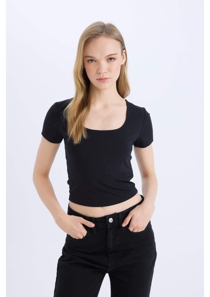 Fitted U Yaka Kısa Kollu Siyah Tişört C6102AX25SM