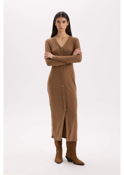 Bodycon Vücudu Saran Basic Düz V Yaka Düğmeli Fitilli Kaşkorse Midi Uzun Kollu Elbise B3261AX24WN