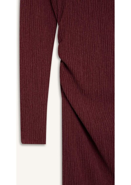Bodycon Vücudu Saran Yarım Balıkçı Yaka Basic Düz Bürümcük Uzun Kollu Midi Bordo Elbise D8643AX24AU