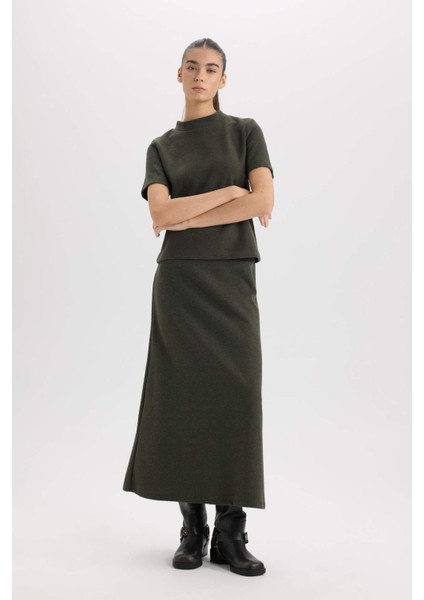 A Kesim Esnek Belli Basic Düz Normal Bel Maxi Etek