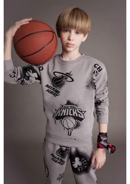 Erkek Çocuk NBA Current Teams Bisiklet Yaka Sweatshirt Y4130A624WN