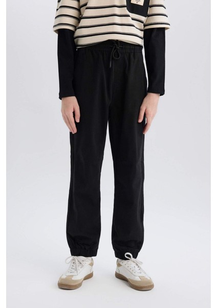 Erkek Çocuk Lastikli Paça Basic Düz Gabardin Jogger Pantolon B6713A825SM