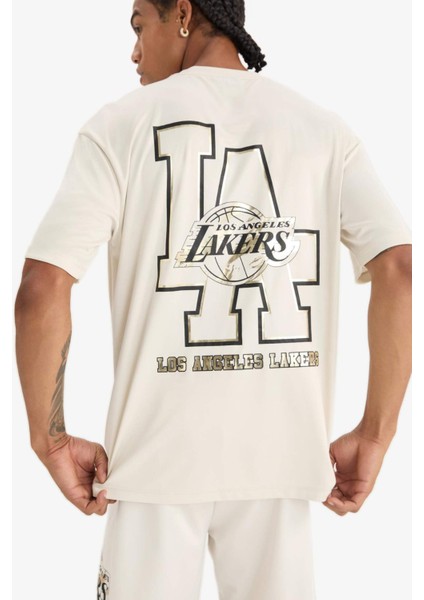Fit NBA Los Angeles Lakers Oversize Geniş Kalıp Bisiklet Yaka Sırt Baskılı Kısa Kollu Tişört E0363AX25SP