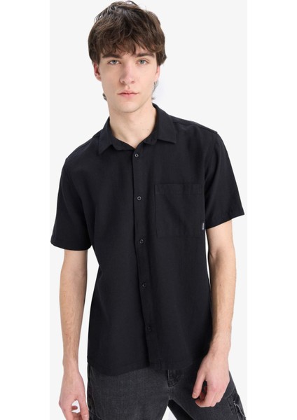 %100 Pamuk Regular Fit Yazlık Kısa Kollu Siyah Gömlek E0461AX25SM