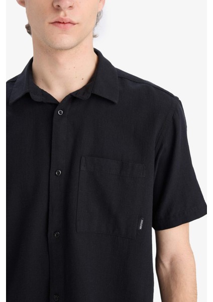 %100 Pamuk Regular Fit Yazlık Kısa Kollu Siyah Gömlek E0461AX25SM
